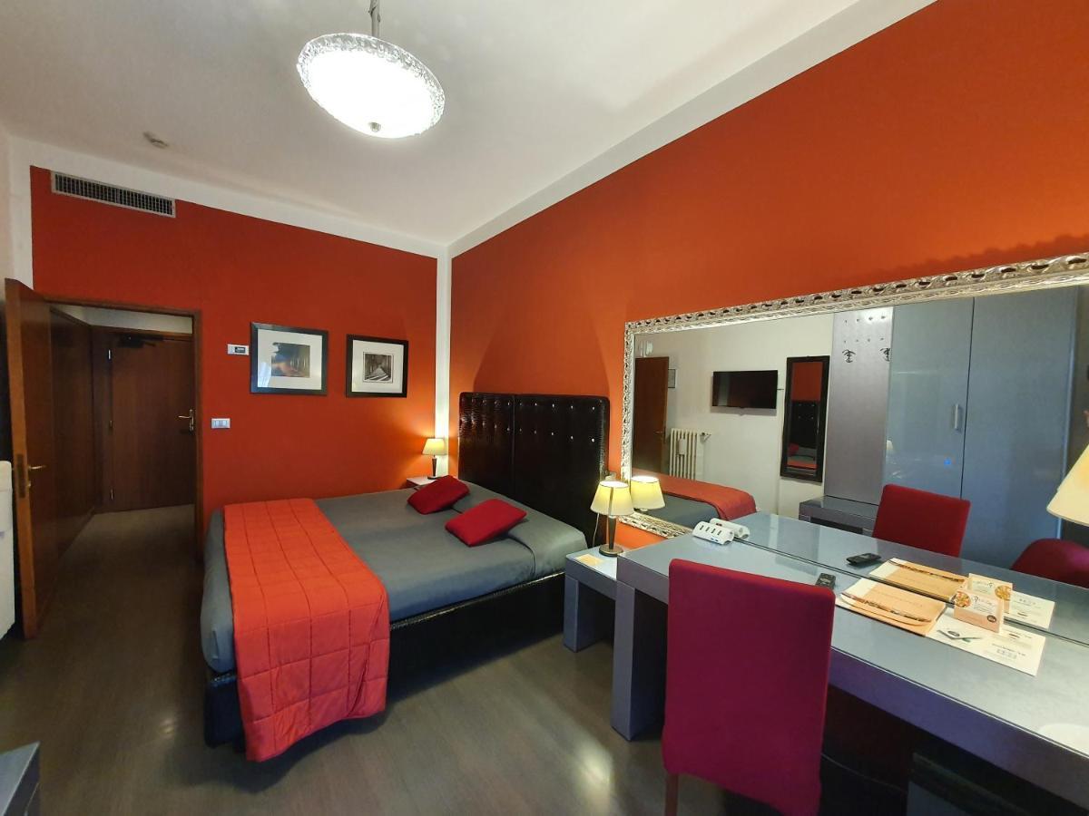 Hotel Continentale Αρέτσο Εξωτερικό φωτογραφία
