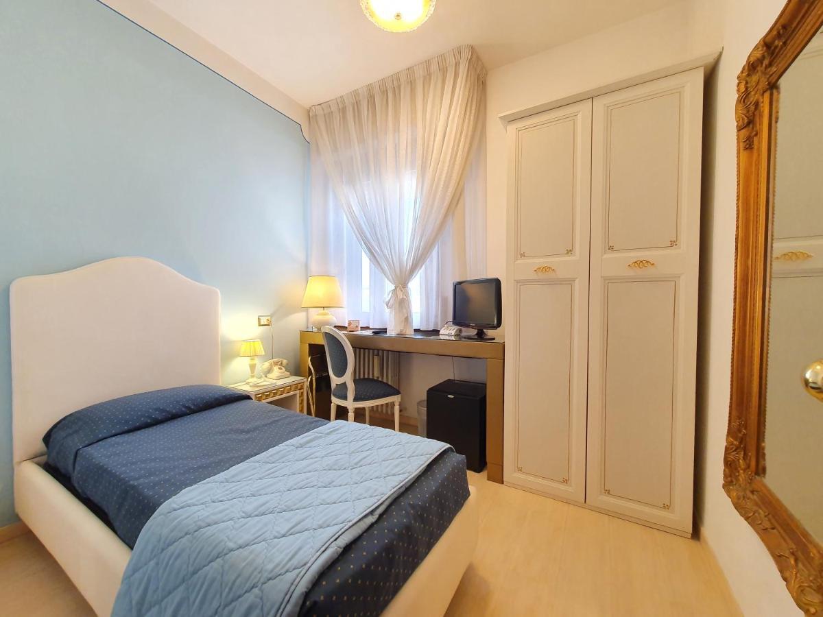 Hotel Continentale Αρέτσο Εξωτερικό φωτογραφία