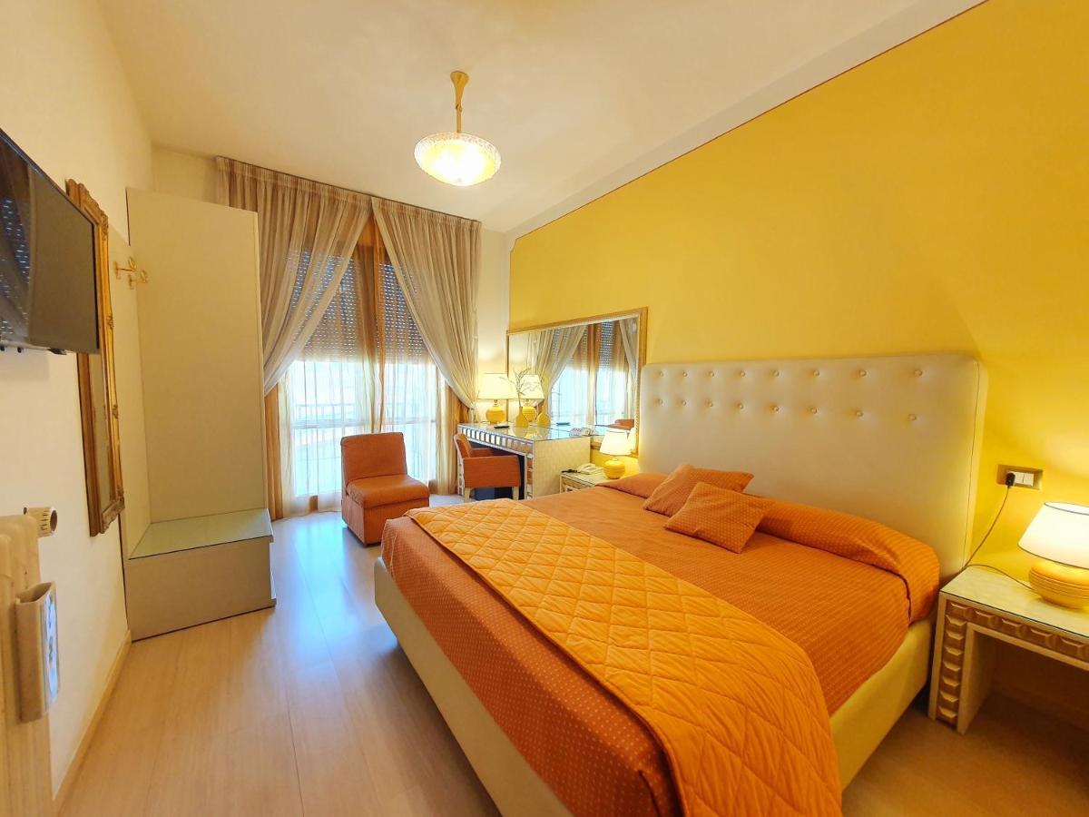 Hotel Continentale Αρέτσο Εξωτερικό φωτογραφία