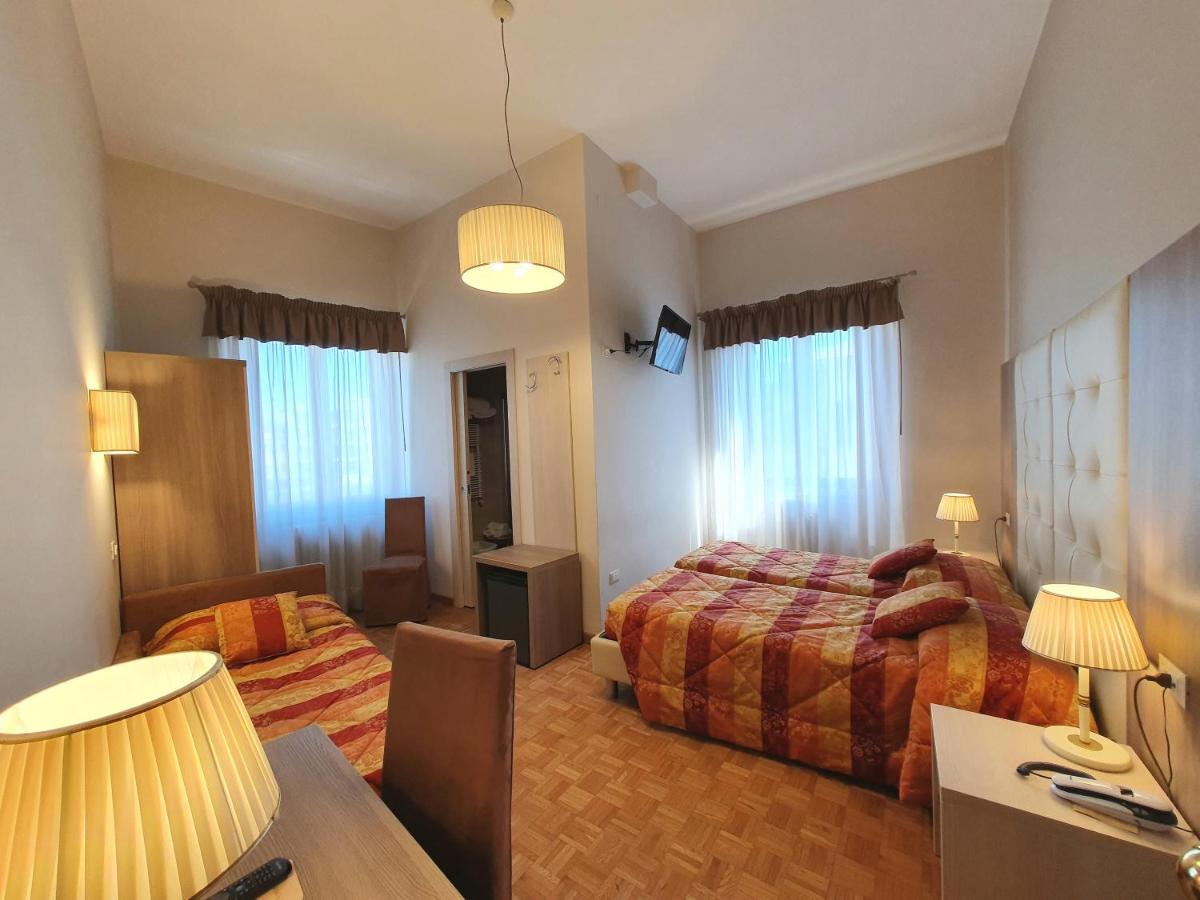 Hotel Continentale Αρέτσο Εξωτερικό φωτογραφία